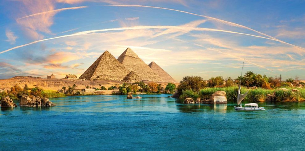 shutterstock_2459270941_1_blyxtz